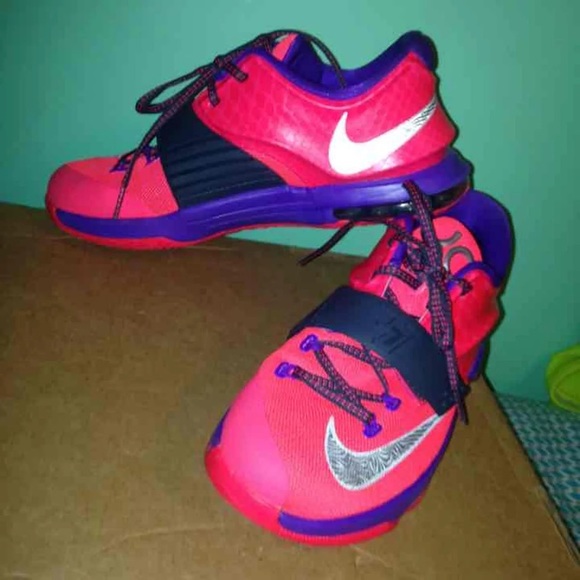 KD7 shoes - Picture 3 of 3